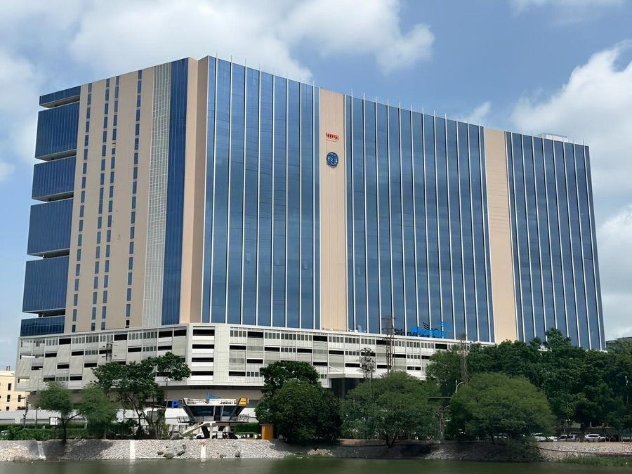 imgi_3_GzMcbQNWQAAarpd